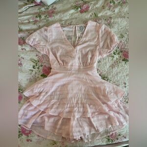 Francesca’s light pink tie back romper dress 🌸